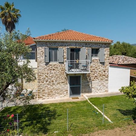 Messinian Stone House Villa Екстериор снимка