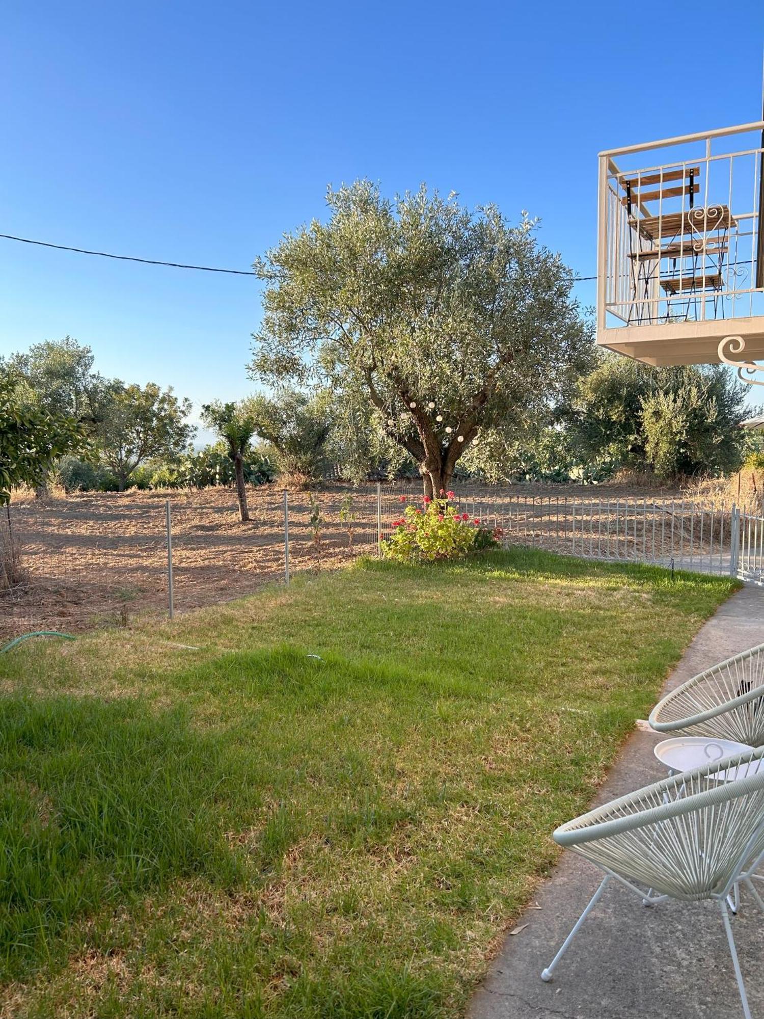 Messinian Stone House Villa Екстериор снимка